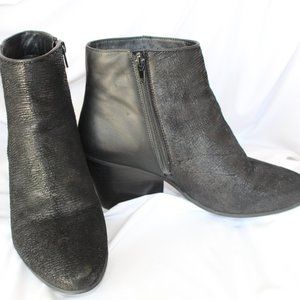 VANELI "Kalee" Black Leather ANKLE BOOTIES